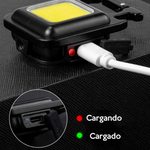 LumoKey™ - Mini Linterna Recargable de Llavero